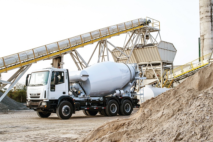 Iveco faz parceria com ABESC para desenvolver soluções para setor de concretagem