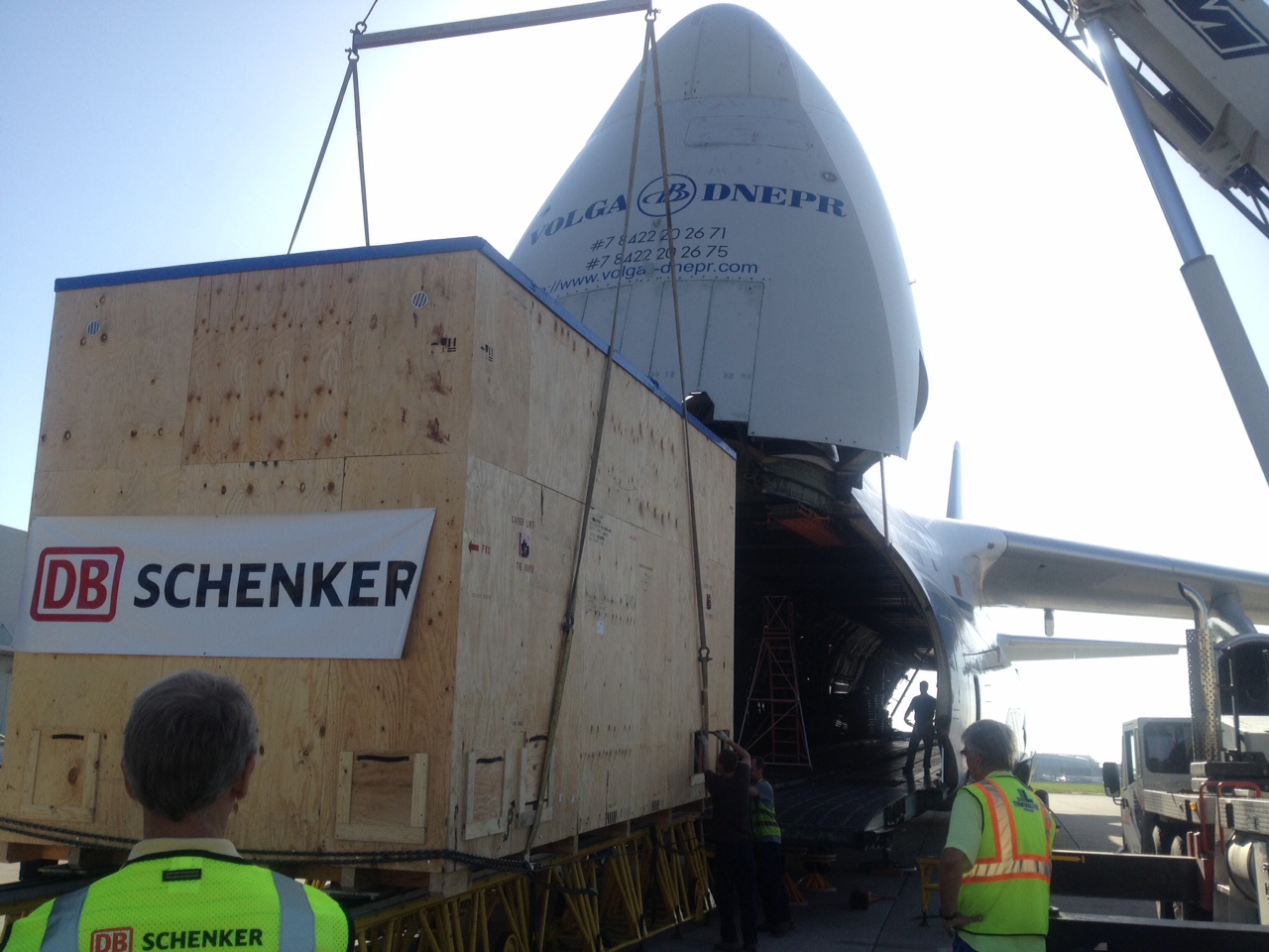 DB Schenker faz transporte de carga em Antonov