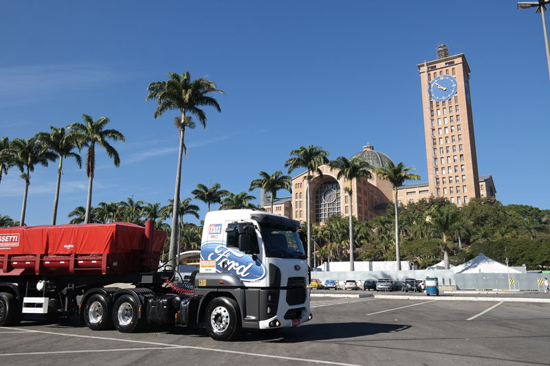 Ford Caminhões promove test-drive e atrações para motoristas na Feira do Carreteiro em Aparecida