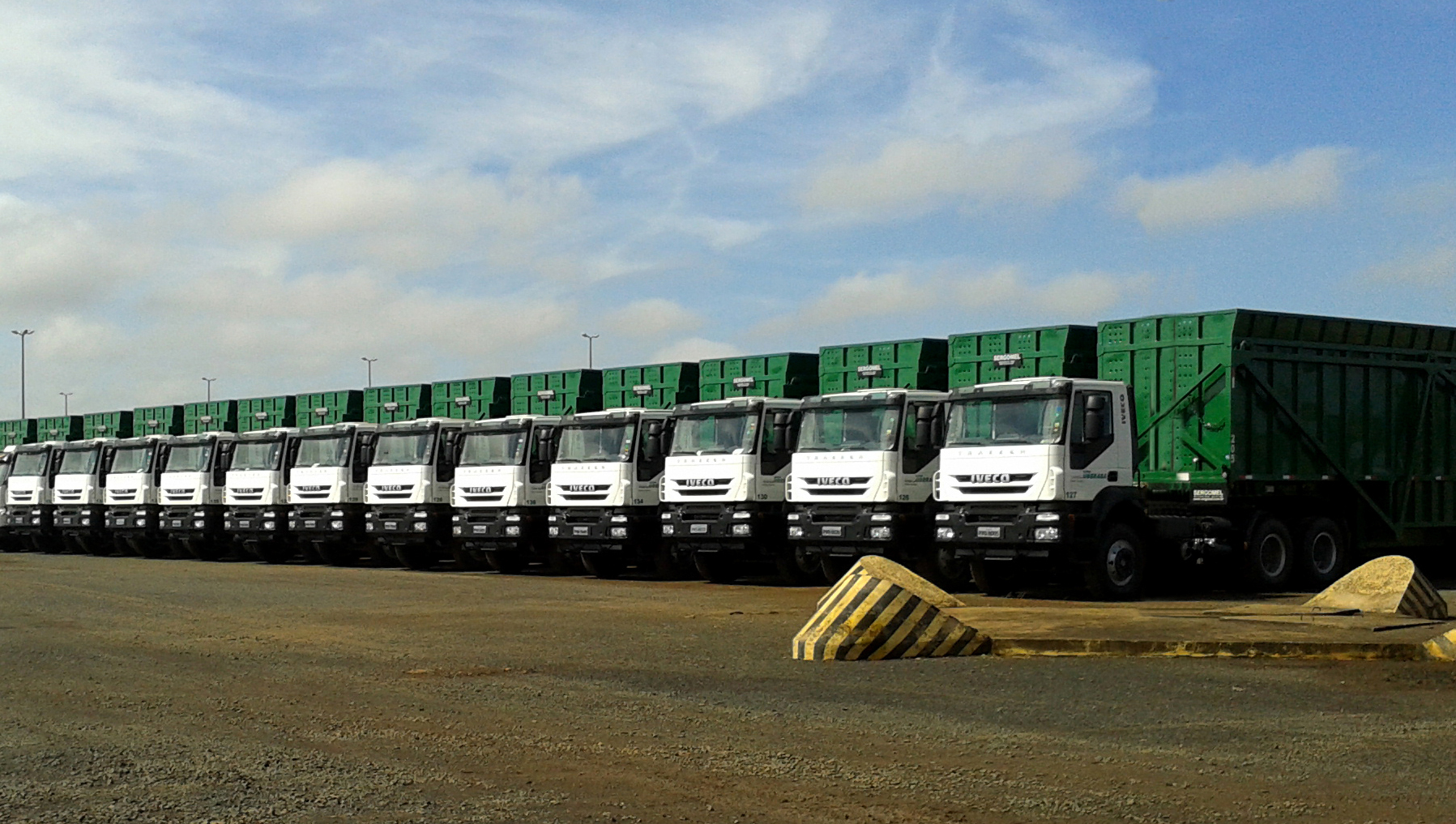 Usina Uberaba compra 12 Trakker para o transporte de cana