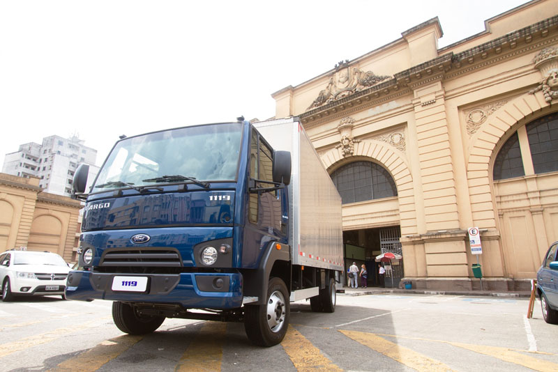 Ford lidera vendas de leves e semileves em julho