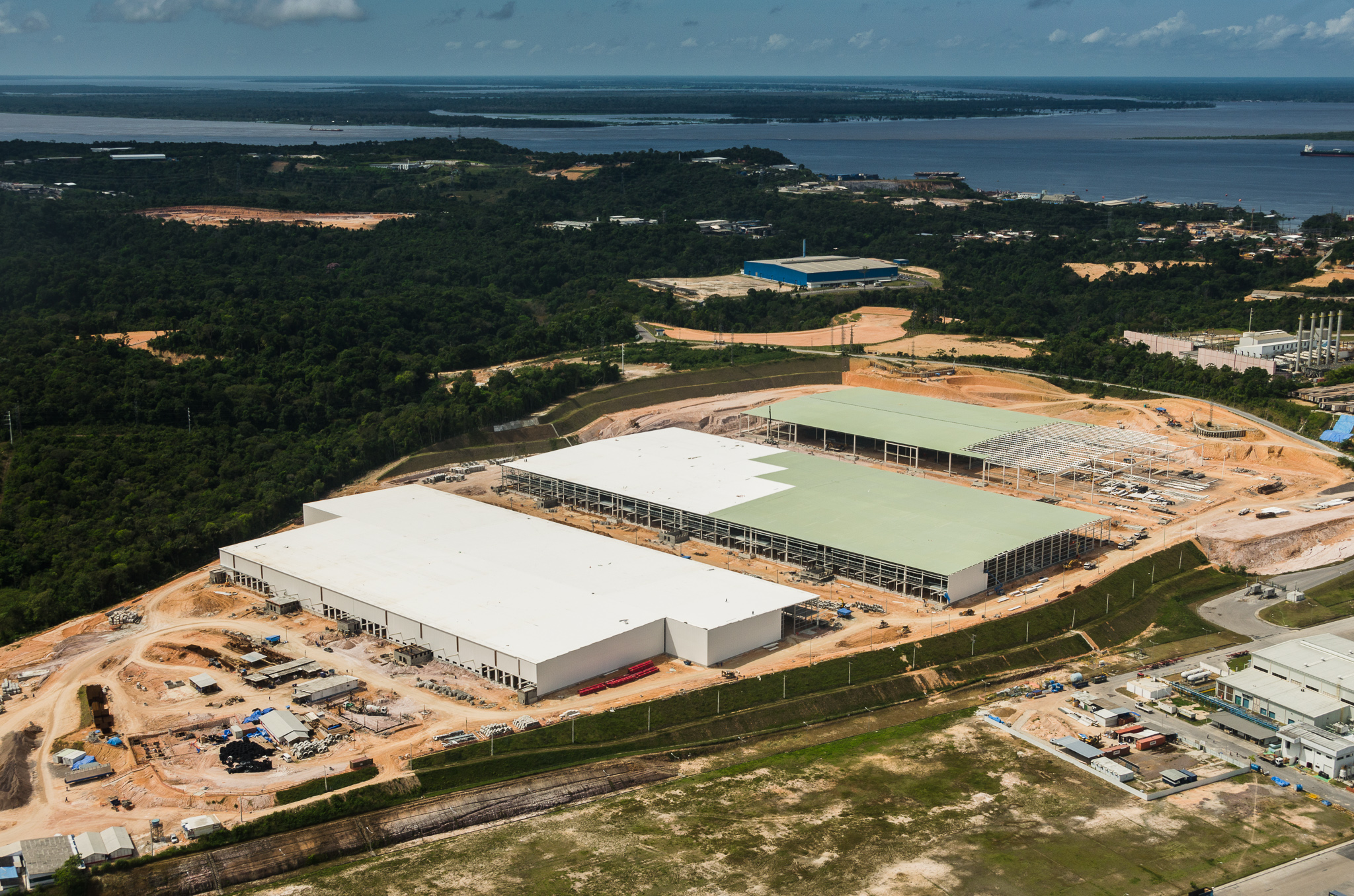 Hines completa 80% das obras do novo Distribution Park em Manaus