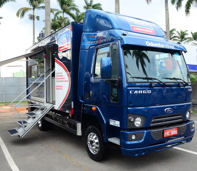 Ford expande Projeto Odontomóvel