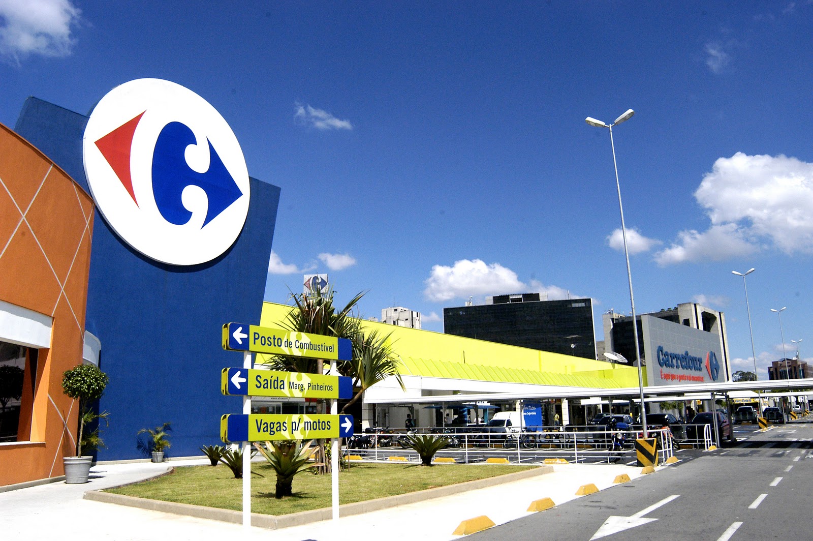 Carrefour é o novo cliente da FM Logistic