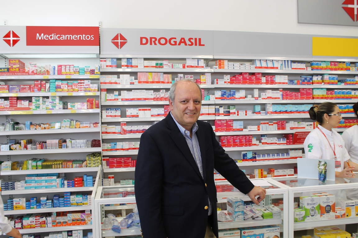 Drogasil inaugura duas novas lojas em Aracaju