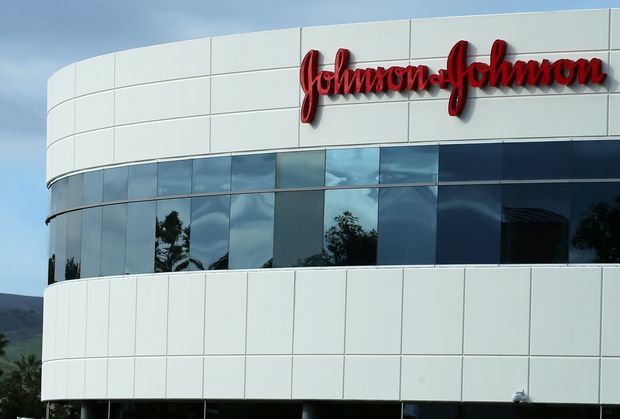 Johnson & Johnson vai comprar farmacêutica suíça por US$ 30 bilhões