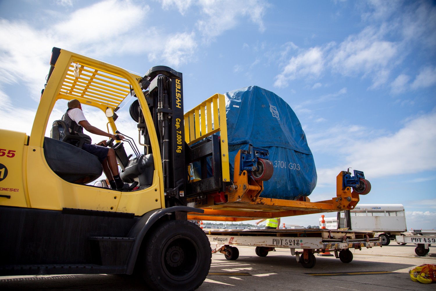 RIOgaleão Cargo bate recorde de movimentação em valor de cargas de importação