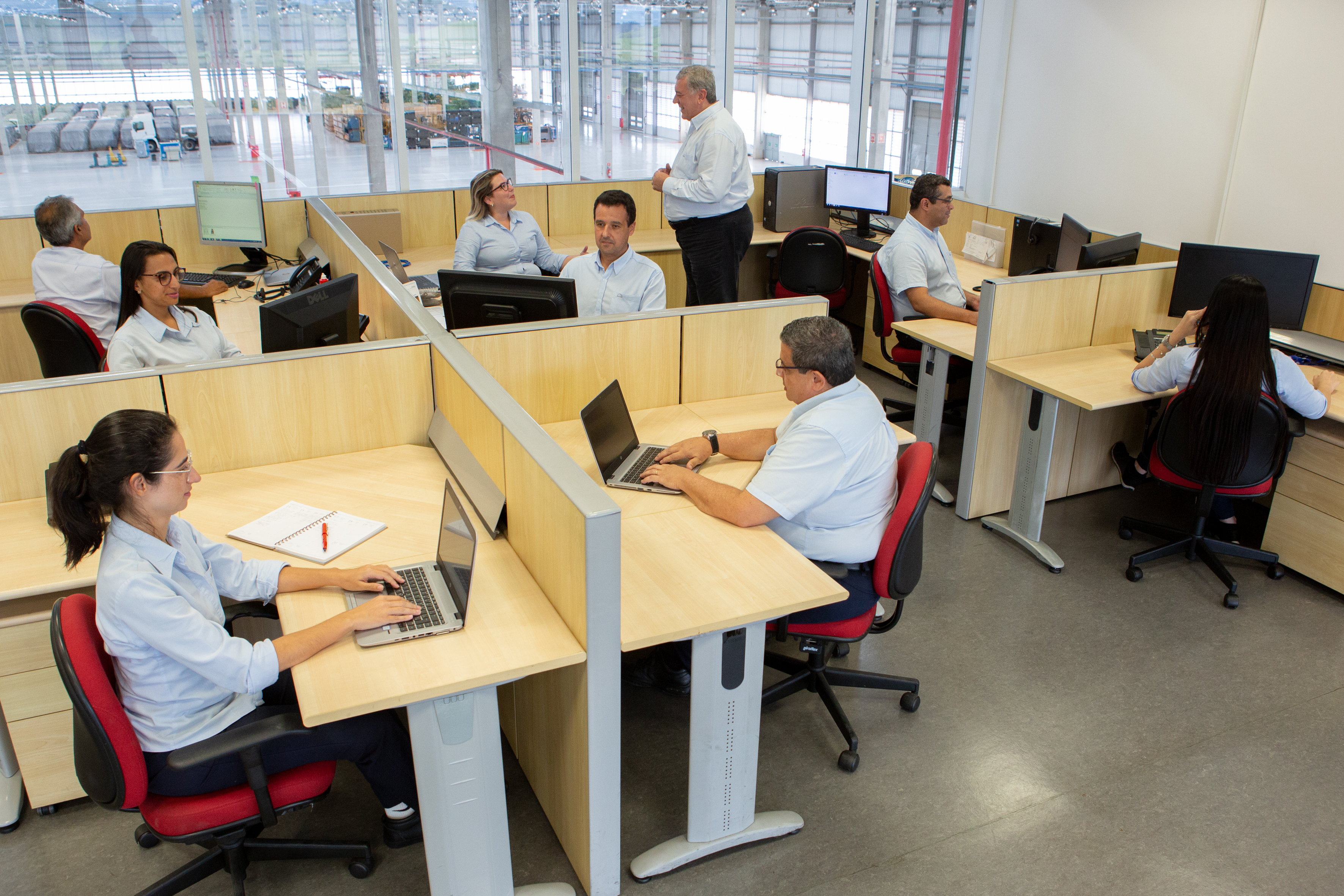 Universidade lança curso de Administração com estágio na Volkswagen Caminhões e Ônibus