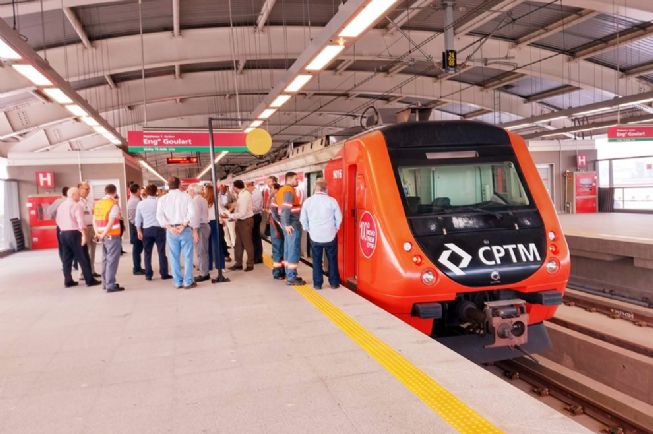 GRU Airport busca empresa para implantar trem entre estação da CPTM e terminais de embarque