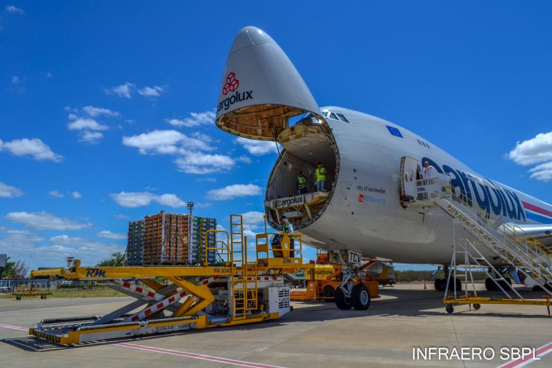 Aeroporto de Petrolina registra alta de 4,3% na movimentação de cargas no primeiro semestre