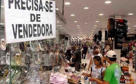 Mercado sinaliza mais vagas temporárias para Dia das Crianças e Natal