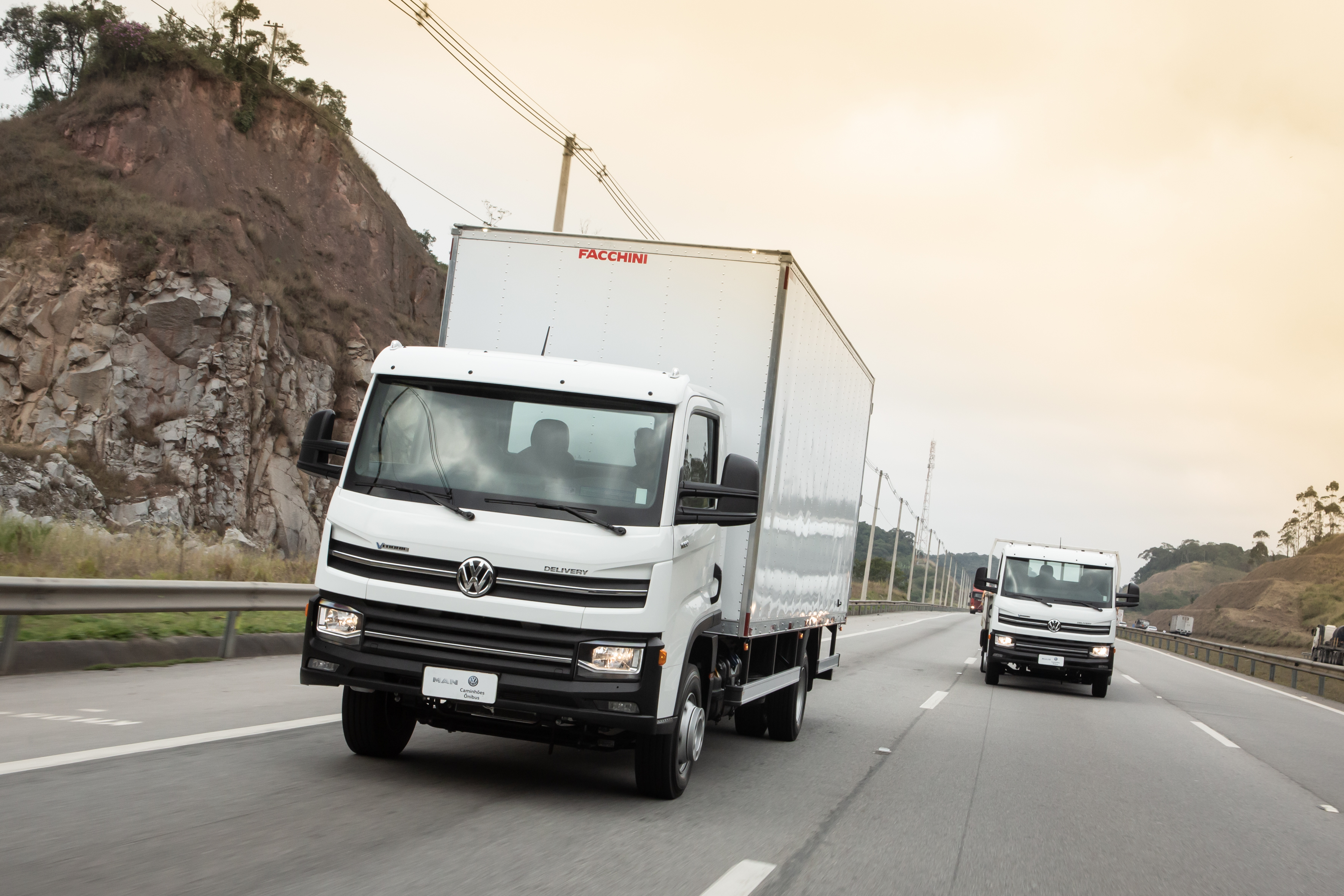 Volkswagen Caminhões e Ônibus mantém pós-vendas emergencial e apoio ao transporte essencial de cargas e passageiros