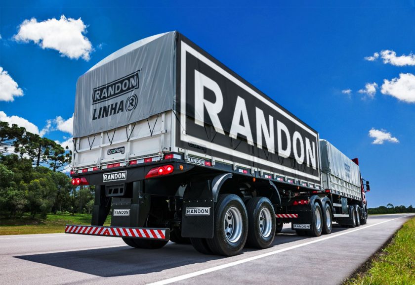 Empresas Randon e TruckHelp lançam produto de assistência para caminhoneiros