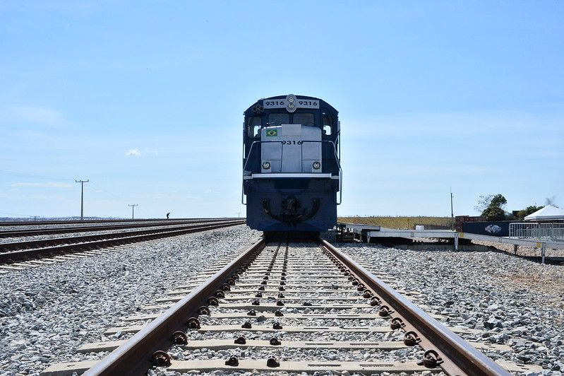 MInfra e BID firmam parceria para o desenvolvimento de projetos ferroviários