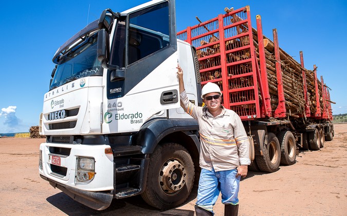 Eldorado Brasil abre vagas para motoristas de caminhão tritrem em Mato Grosso do Sul