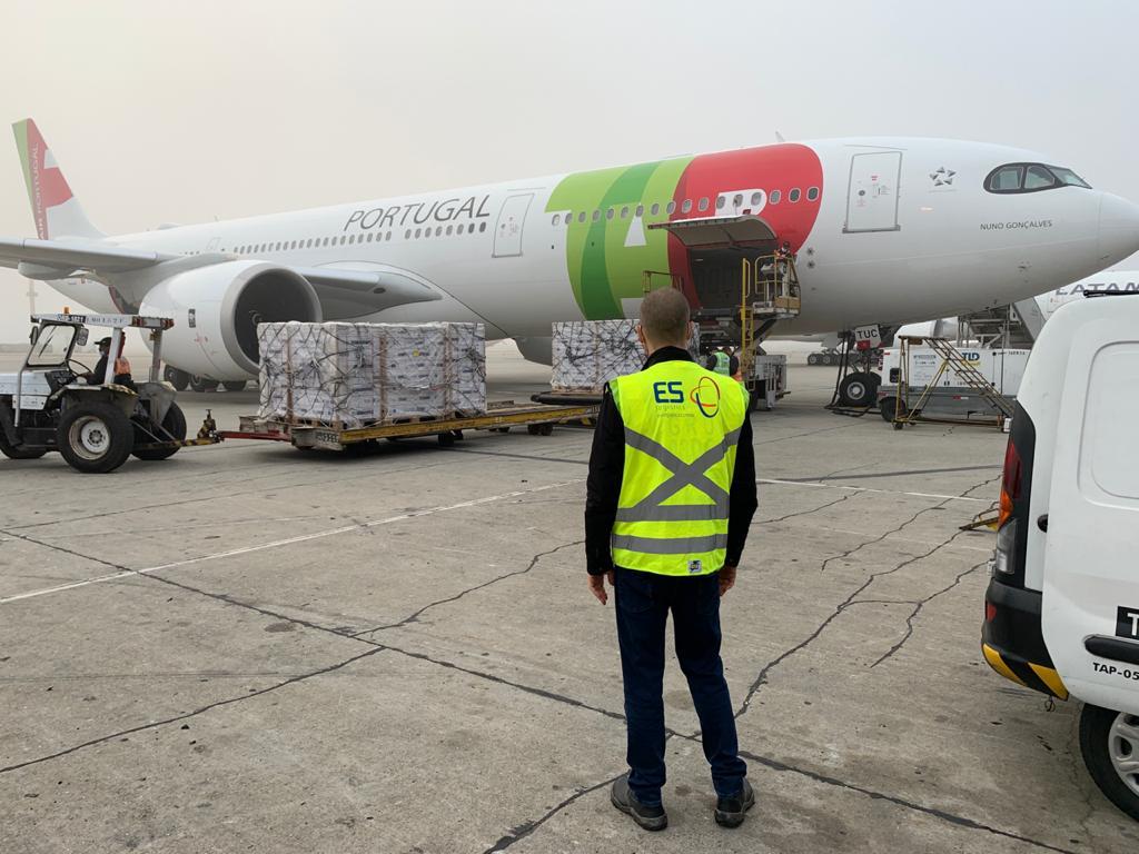 ES Logistics transporta dois milhões e quinhentas mil ampolas para sedação de pacientes de COVID-19