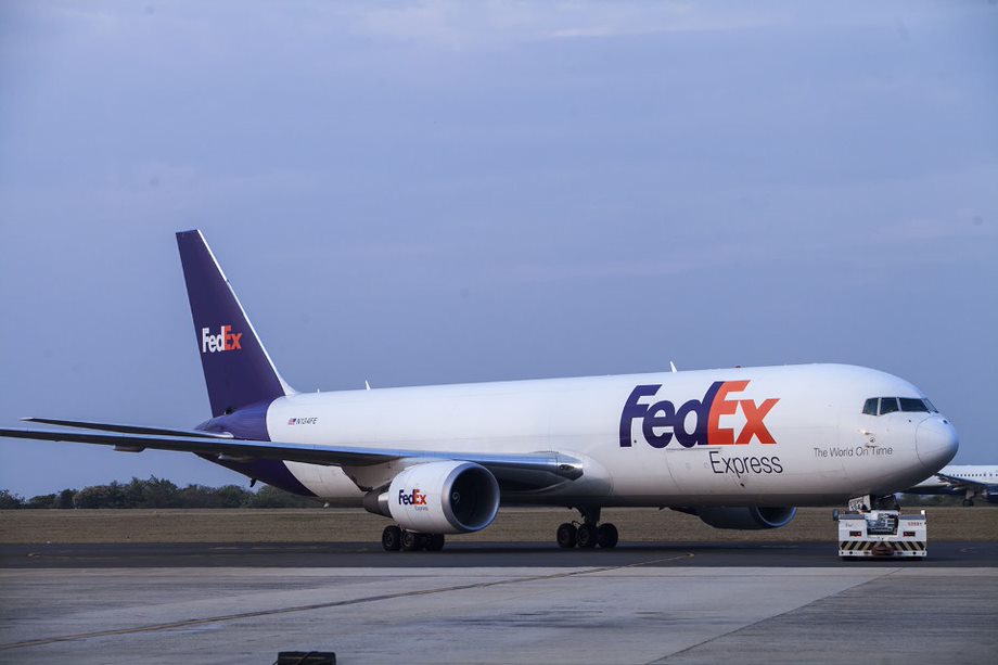 FedEx Express duplica cobertura do Brasil por meio de aliança com a Azul para expandir acesso ao serviço internacional