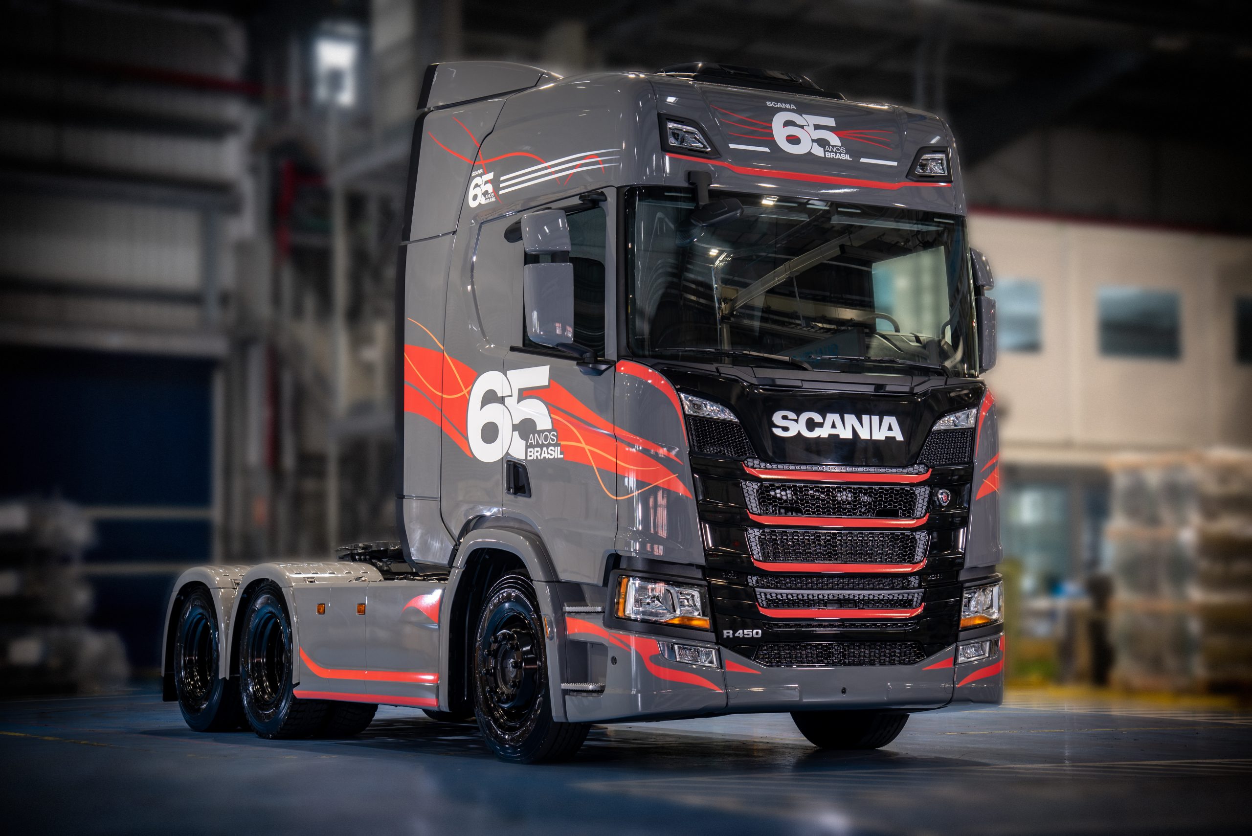 Scania comemora 65 anos de Brasil com lives e ações com clientes