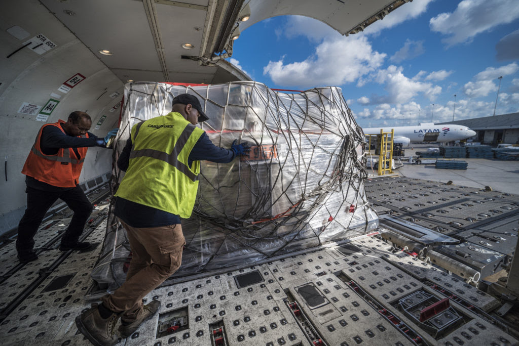 Pescados e cargas secas lideram exportações da LATAM Cargo no Ceará nos últimos seis meses