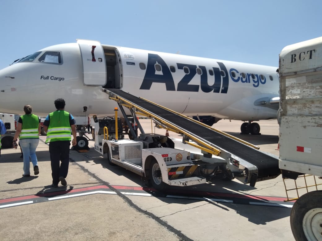 Frota Embraer Classe F da Azul Cargo atinge a marca de 3,7 milhões de cargas transportadas no primeiro semestre deste ano