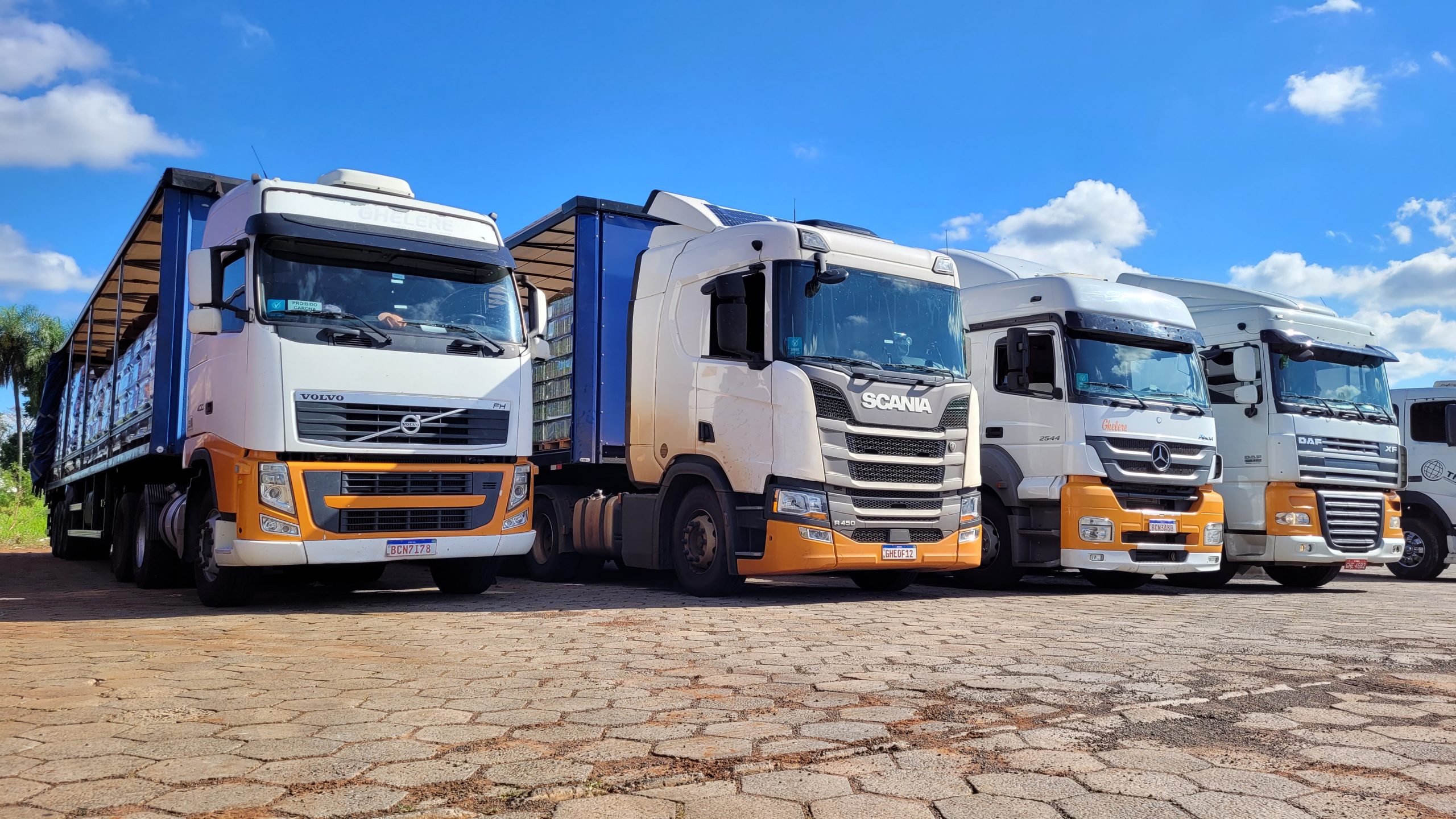 Cresce o número de vagas no setor de transporte rodoviário de cargas