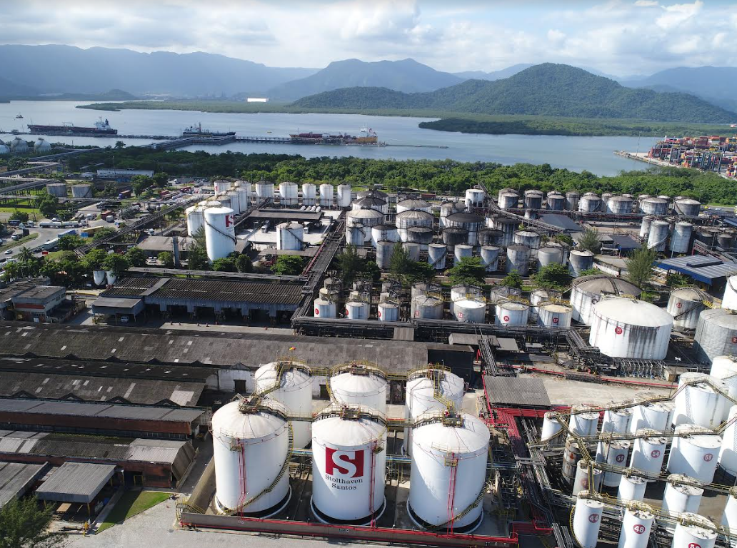 Stolthaven Terminals comemora 40 anos de Brasil destacando seu foco em sustentabilidade e excelência em serviços