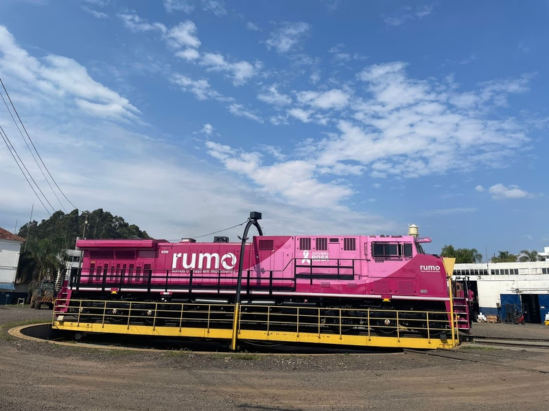 Rumo adere à campanha do Outubro Rosa