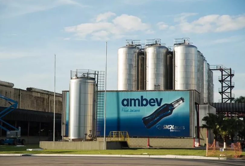 Ambev tem mais de 290 vagas disponíveis para candidatura gratuita na Catho