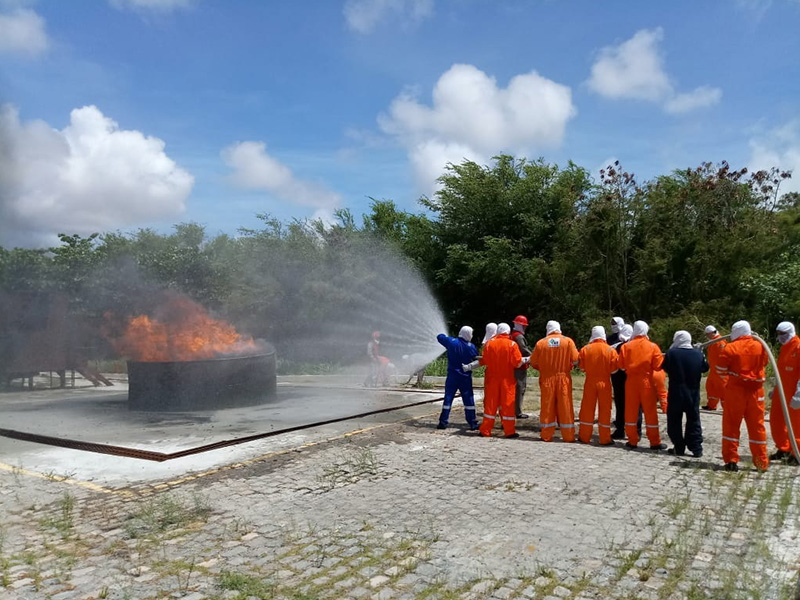 Karpowership Brasil e Marinha do Brasil promovem treinamento aquaviário em programa de desenvolvimento de competências