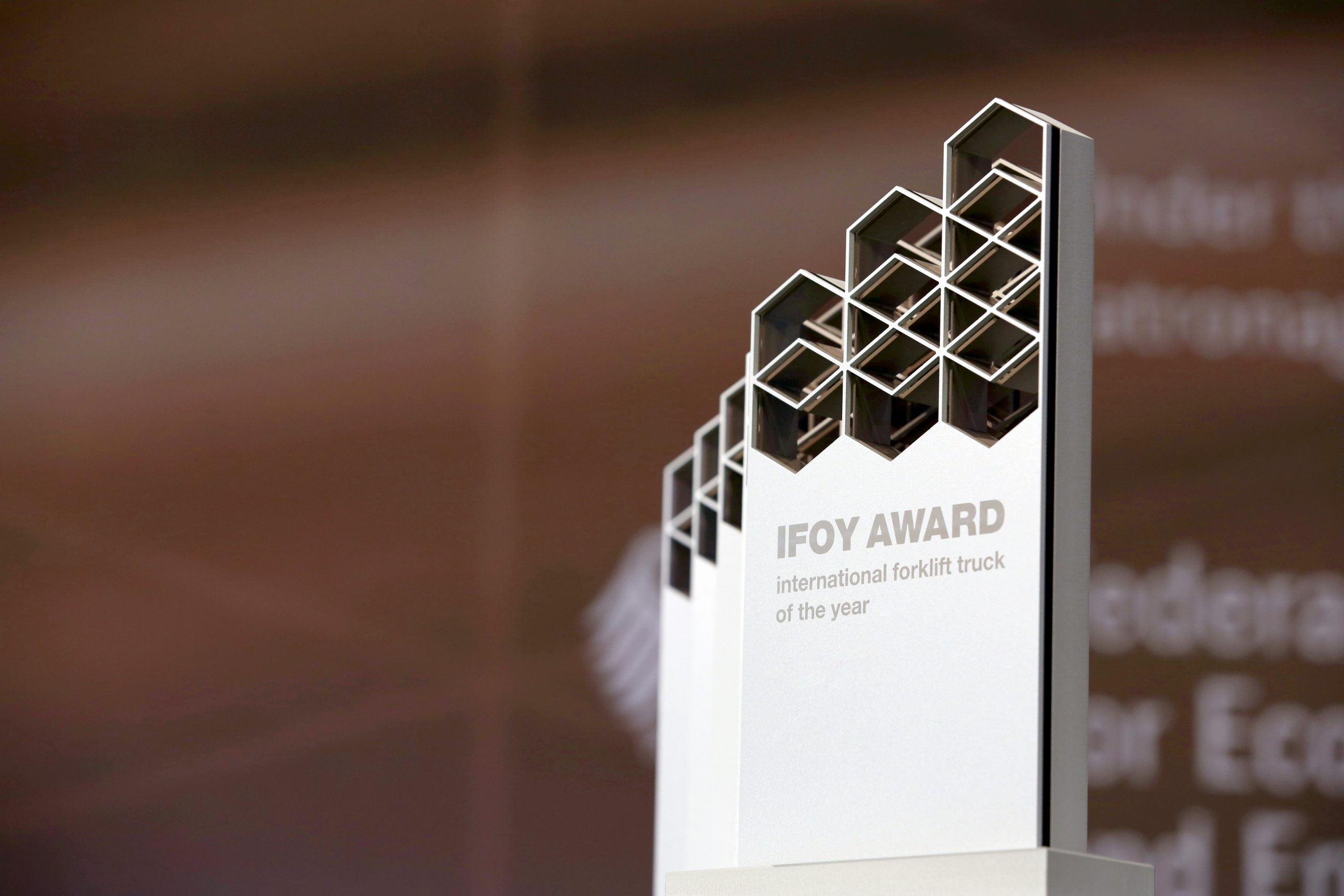 Finalistas 2023 do IFOY Award, considerado o Oscar da intralogística, foram selecionados; Logweb é jurada