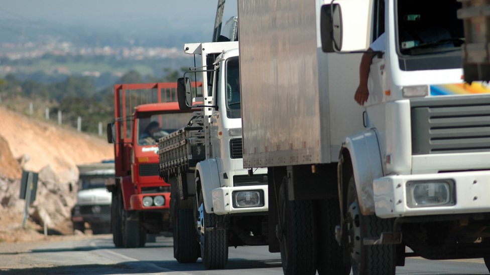 Caminhoneiros comemoram aprovação de MP 1153: entenda