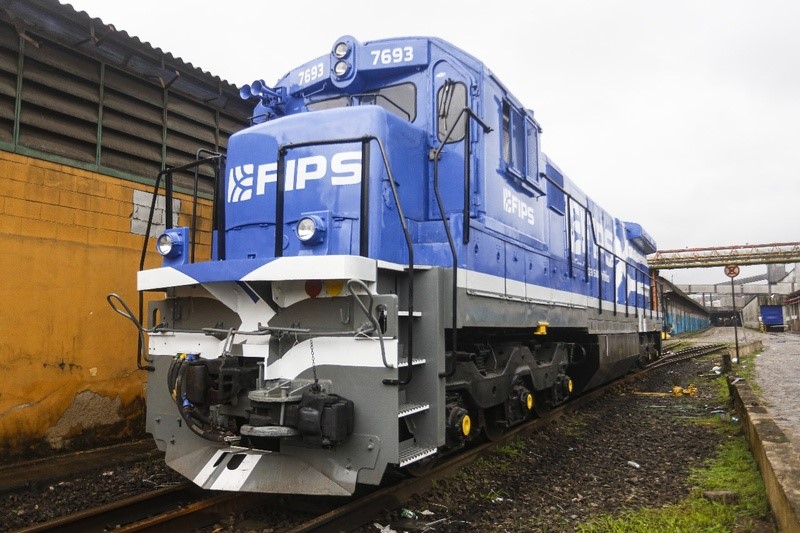 FIPS inicia a gestão da ferrovia interna do Porto de Santos