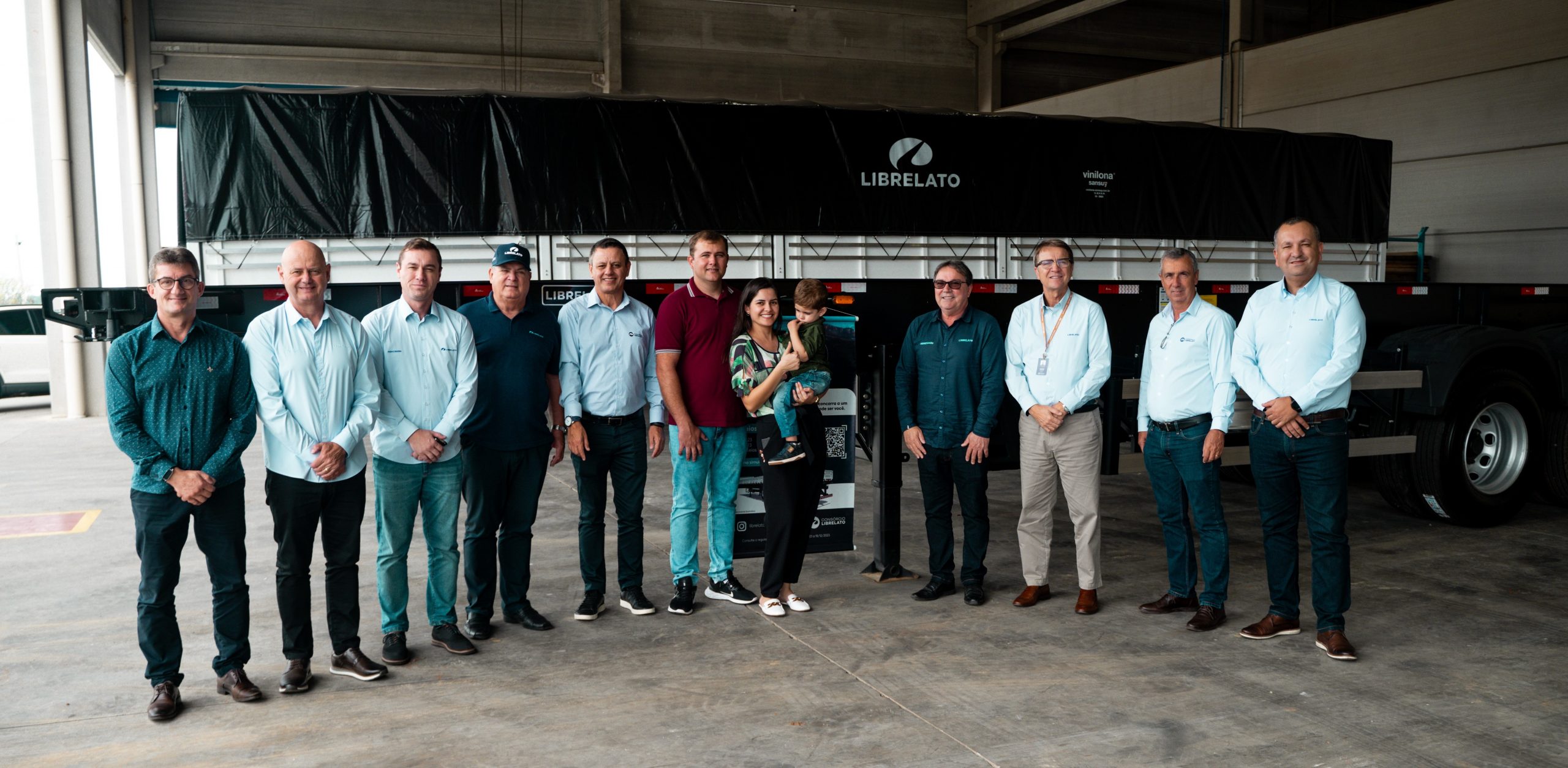 Librelato entrega porta-contêiner para transportadora de Itajaí, SC