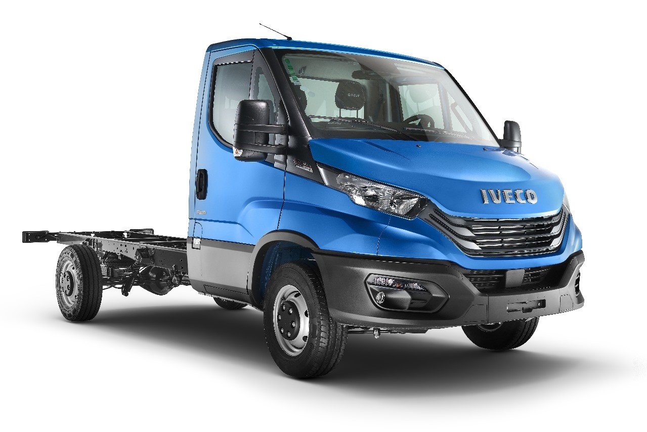 IVECO lança o Daily Hi-Matic, primeiro veículo comercial leve com transmissão automática produzido no Brasil