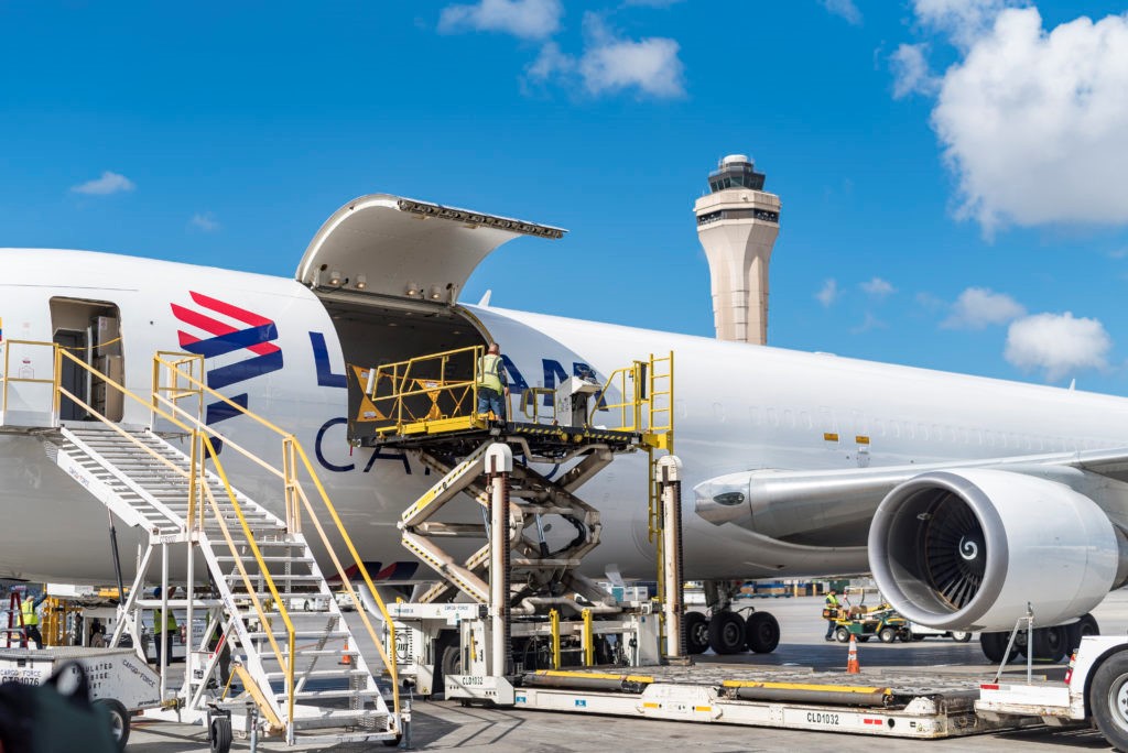 LATAM Cargo adiciona terceira frequência na sua operação Miami-Florianópolis