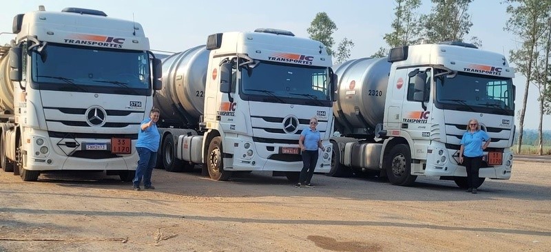 Para impulsionar mulheres na logística, PX. Center se une ao movimento A Voz Delas, da Mercedes-Benz