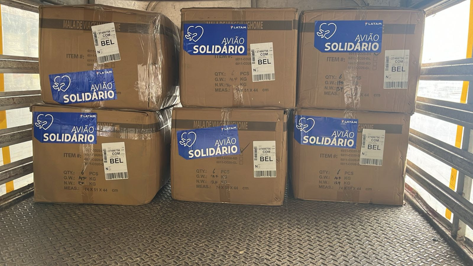 Avião Solidário da LATAM transporta gratuitamente de São Paulo centenas de kits de higiene íntima para meninas da Ilha do Marajó