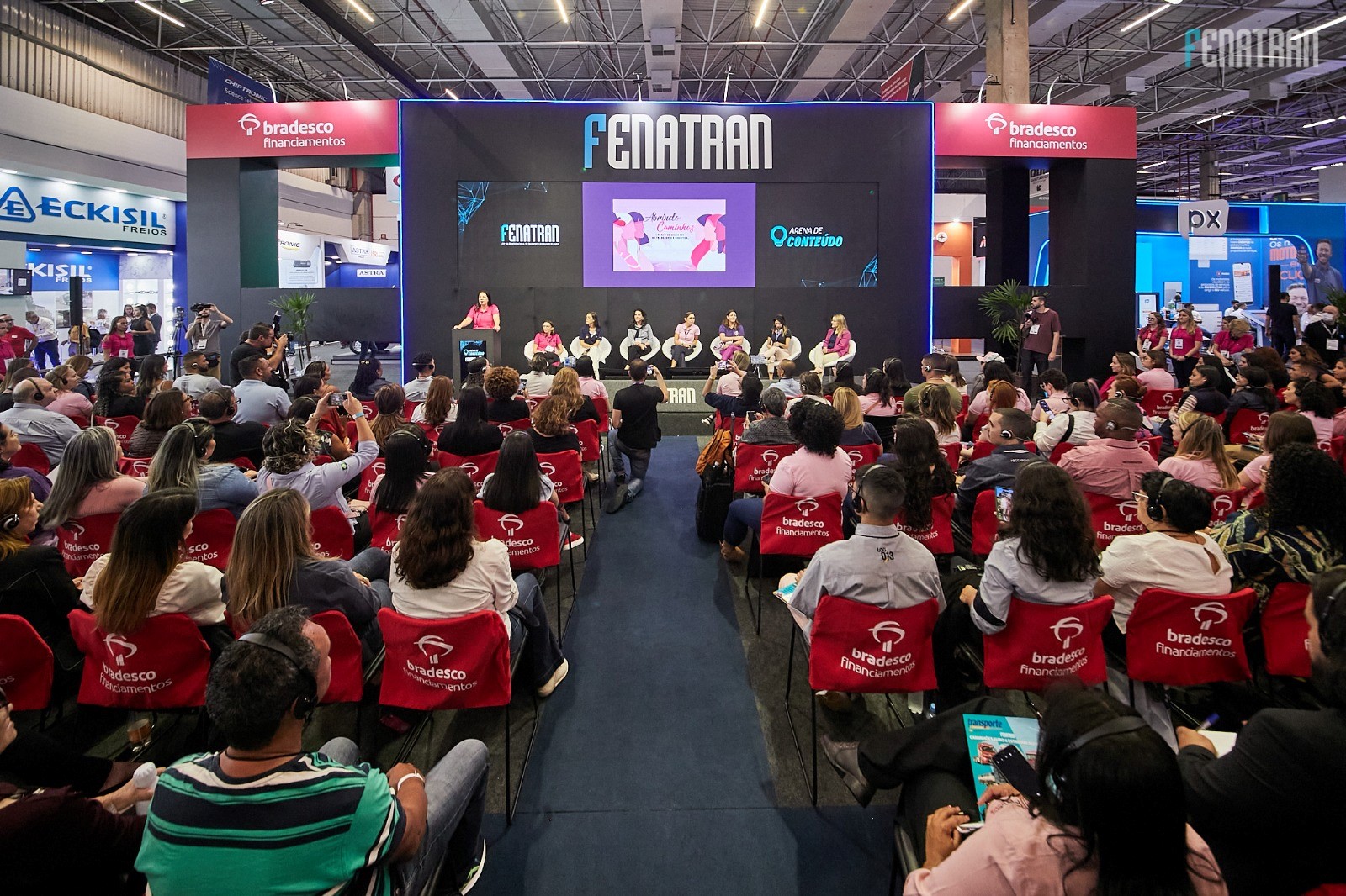 FENATRAN destaca a presença feminina no Transporte Rodoviário de Cargas