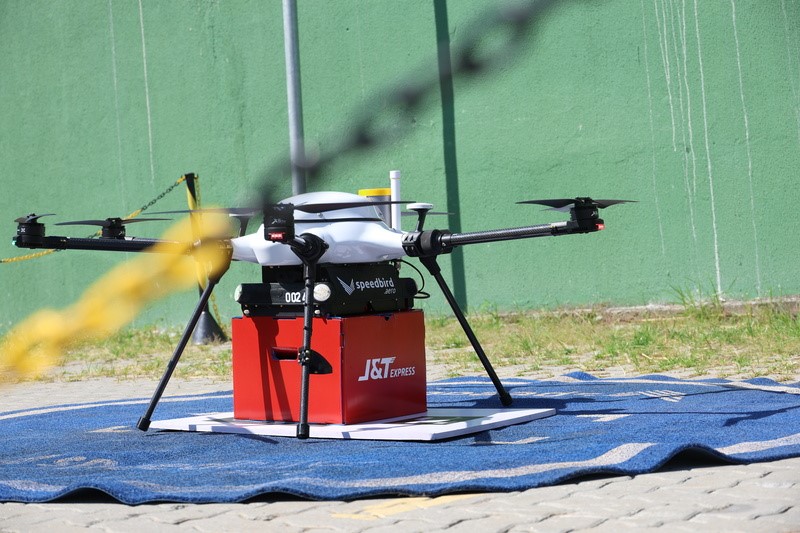 J&T Express investe em serviço pioneiro de entregas com drones no Litoral Norte de São Paulo