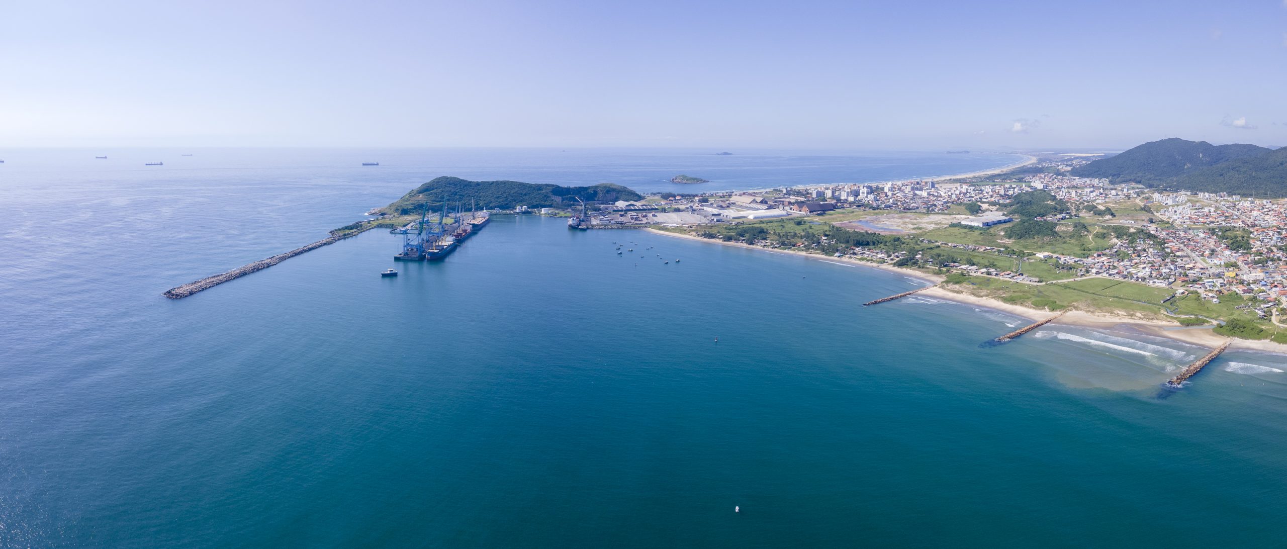 Movimento do Complexo Portuário de Imbituba cresce 12% no acumulado do ano