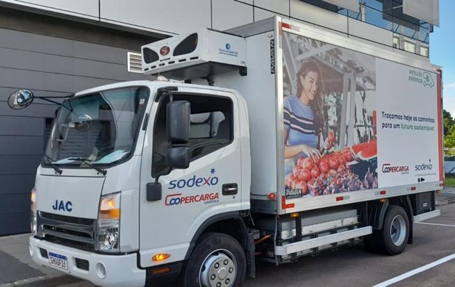 Sodexo está ampliando sua frota de veículos urbanos de carga refrigerados e 100% elétricos