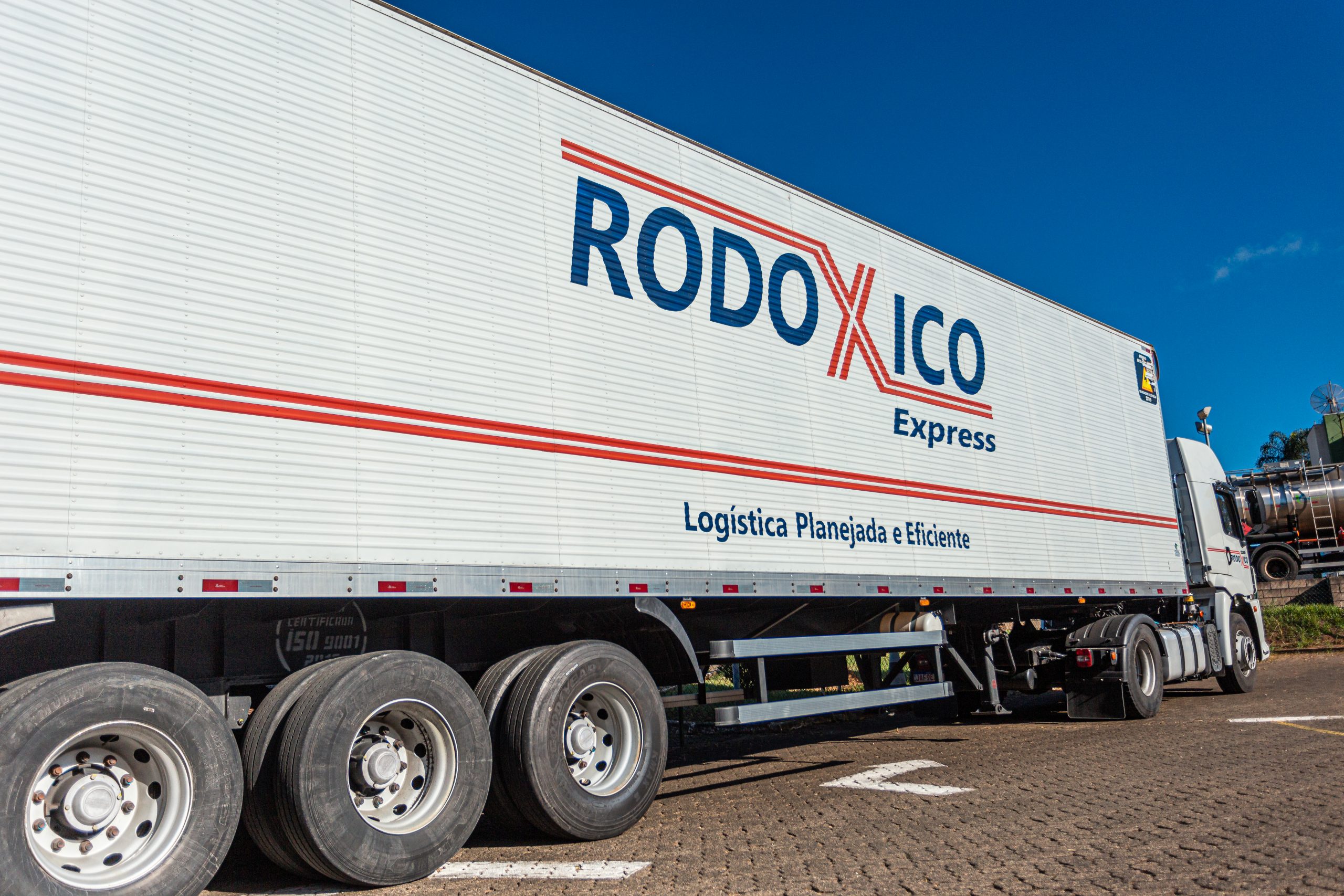 Rodoxico conquista certificação ISO 9001 para Sistemas de Gestão da Qualidade